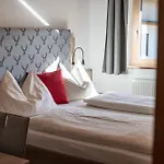 דירה Haus Alpenflora *
