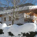 Haus Alpenflora דירה *