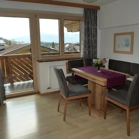 Haus Alpenflora Апартаменты