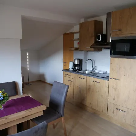 Haus Alpenflora Апартаменты Верфенвенг